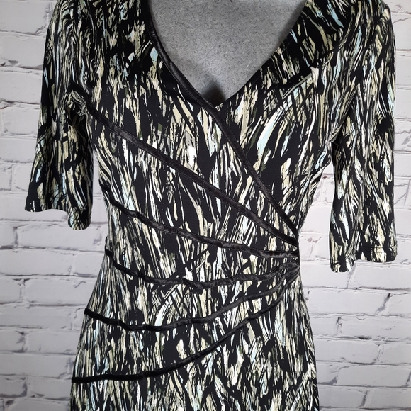 Connected abstract ikat print wrap midi dress 10 - Picture 4 of 13